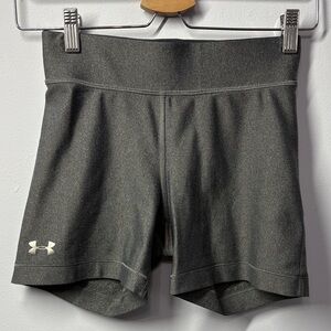 Under Armour Women's Compression Charcoal Gray Bike Shorts